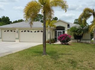 102 Swan Dr, Rotonda West, FL 33947