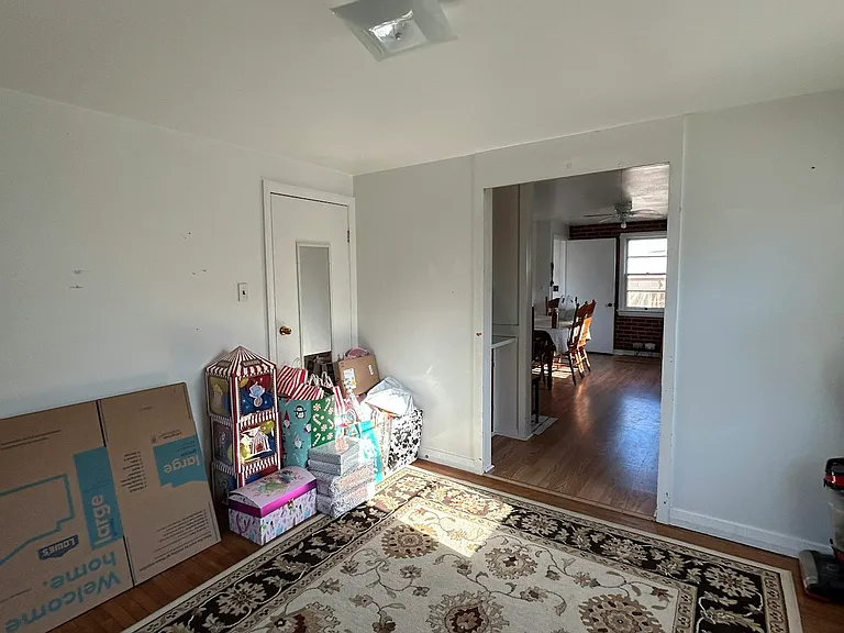 1308 Farmington Ave #HOME — Photo 8