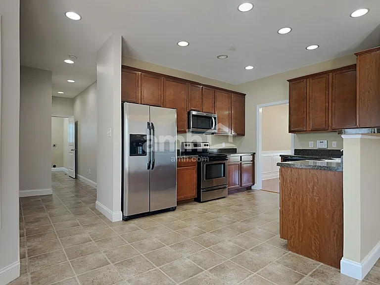 4721 Dawn Oaks Ln — Photo 3