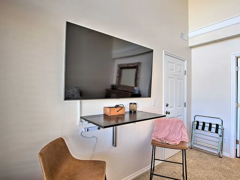 3524 N Fox Run Dr #1 — Photo 25