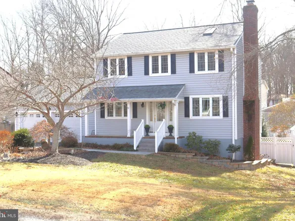 6014 Windsor Dr, Fredericksburg, VA 22407