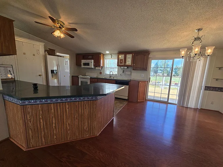 432 Woodville Rd — Photo 4