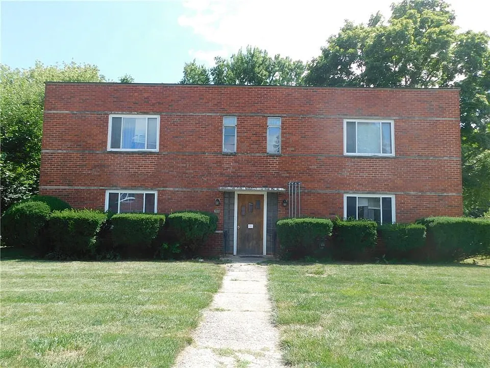600 Hadley Ave #3
