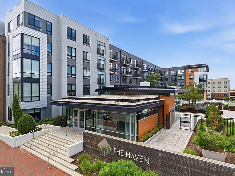 145 Riverhaven Dr #550 — Photo 2