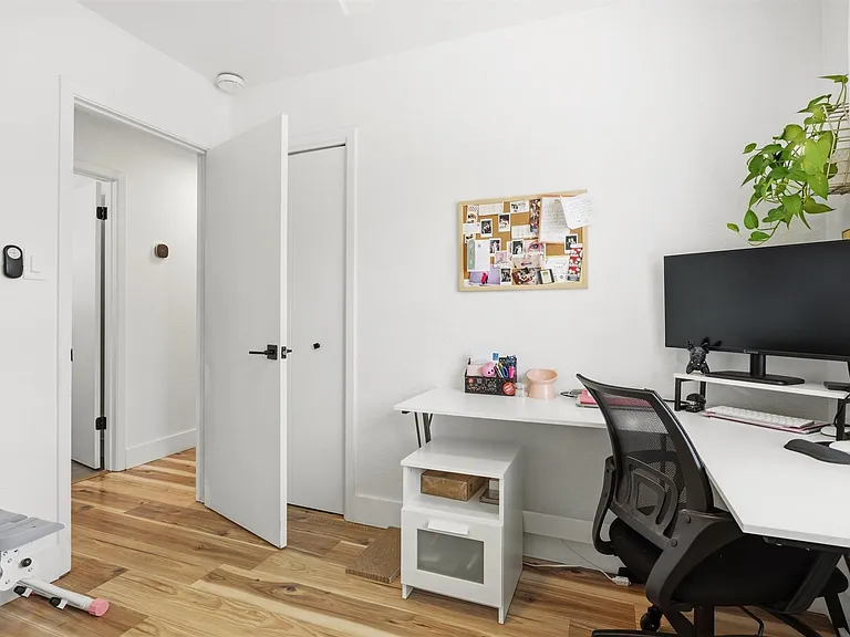 1014 S Meadows Dr — Photo 12