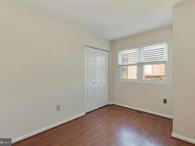 923 T St NW #A — Photo 29