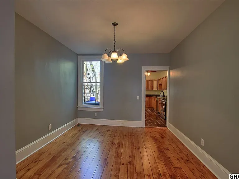 1414 Green St — Photo 5