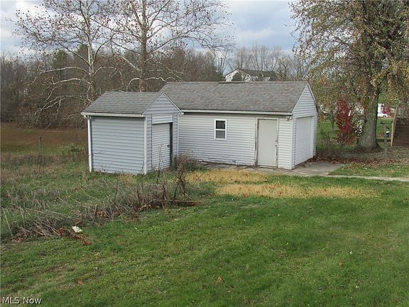 3rd image of 431 Ward Dr