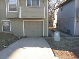 7804 N Camden Ave, Kansas City, MO 64151