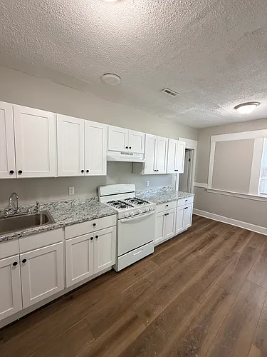 401 Sherman Ave Photo 1