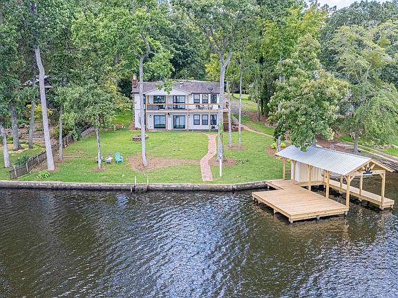 5th image of 137 Northshore Dr