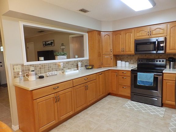 4th image of 5259 Silver Lake Dr