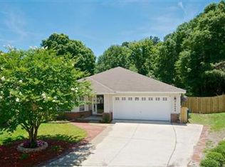 10088 Govern Ln, Jacksonville, FL 32225