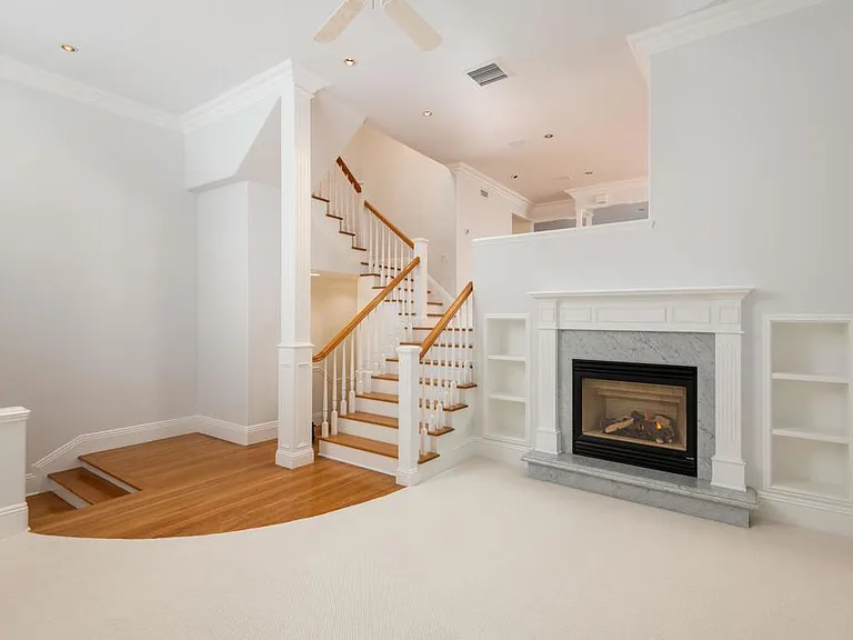 3294 Caminito Eastbluff — Photo 4