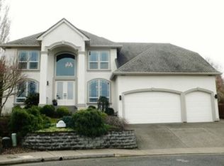 11093 SE Valley Way, Happy Valley, OR 97086