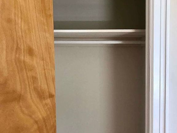 4th image of 3071 34th St APT 4C