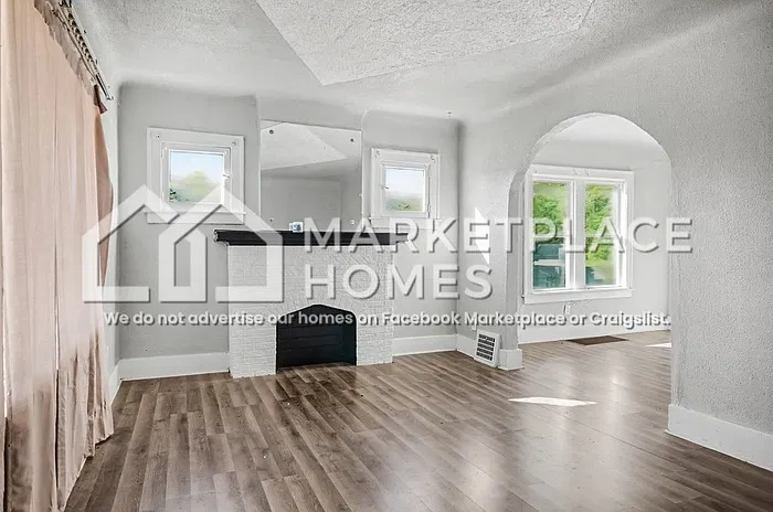 3 bed, 2.0 bath, 1500 sqft, $1,299 — Photo 4