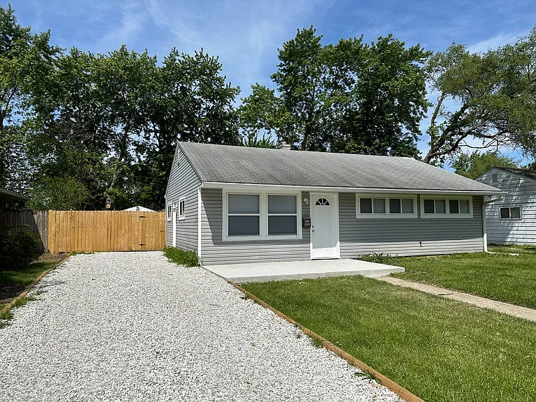 4834 Karen Dr — Photo 1