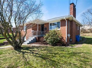 308 Nebraska Dr, Lower Burrell, PA 15068