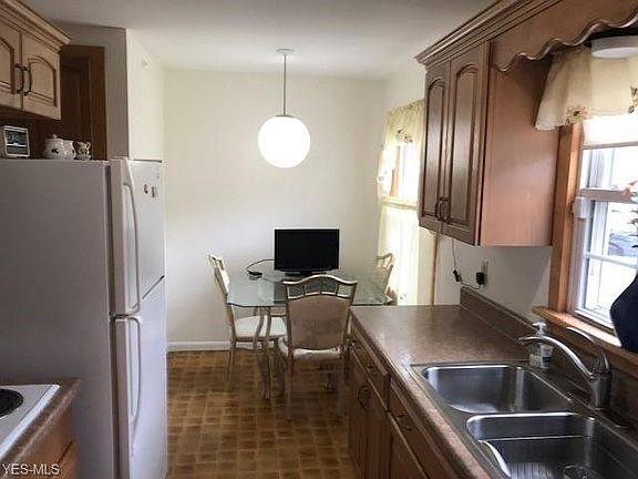 5th image of 16812 Scottsdale Blvd