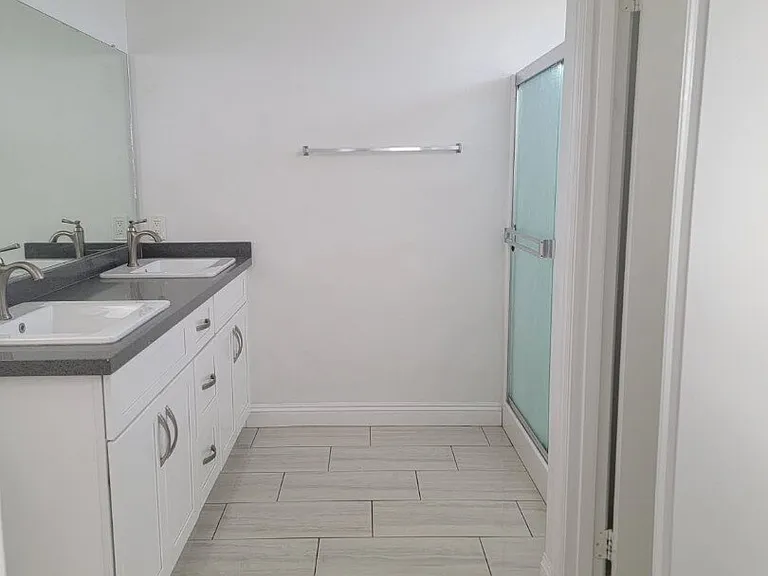 572 N Teakwood Ave #U1 — Photo 15