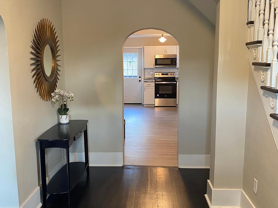 1st image of 203 Walnut St