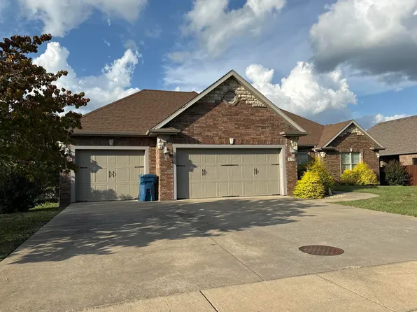 973 E Grace Street, Republic, MO 65738