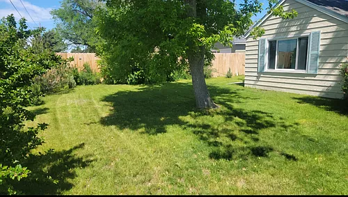 312 E Laughlin Rd Photo 1