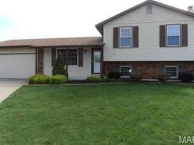 15 Teak Ct, Saint Peters, MO, 63376