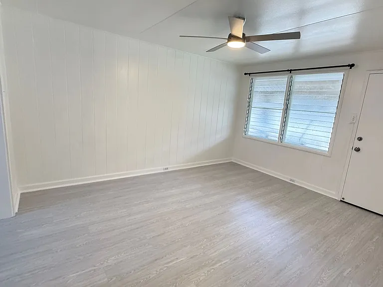 1323 Kinau St — Photo 24