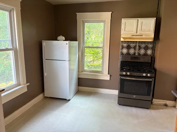 423 Cascade St #2, Erie, PA 16507