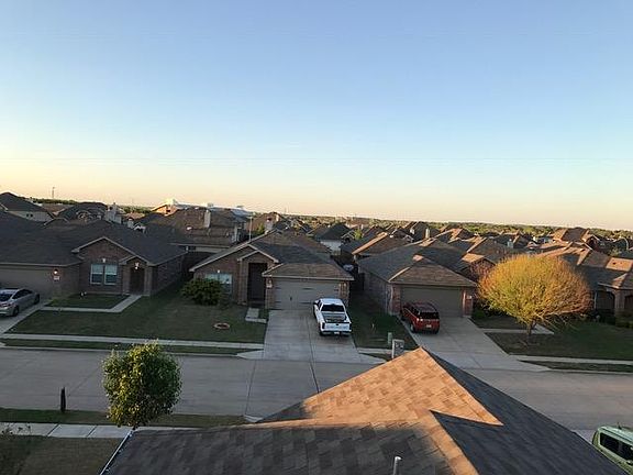 4th image of 7033 Derbyshire Dr