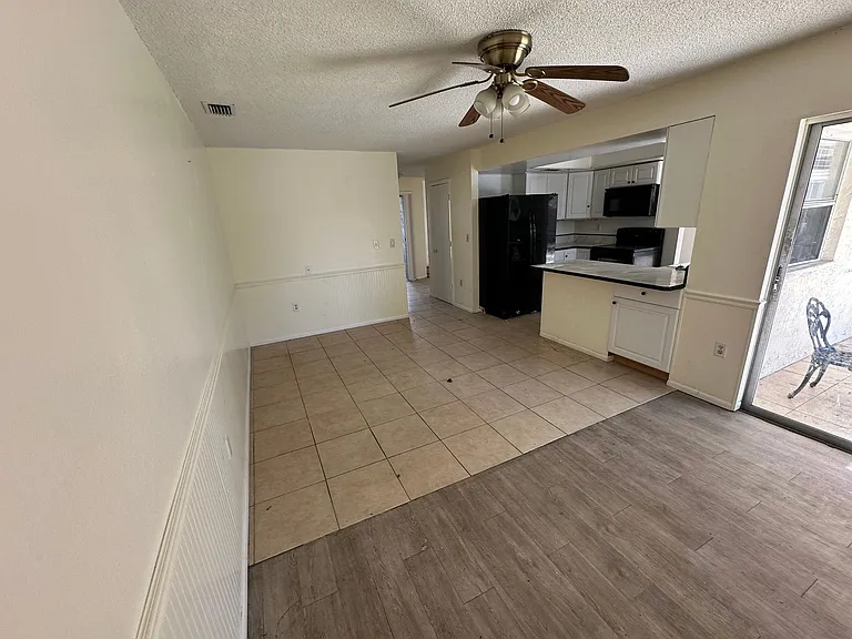 6535 Waterford Cir — Photo 30