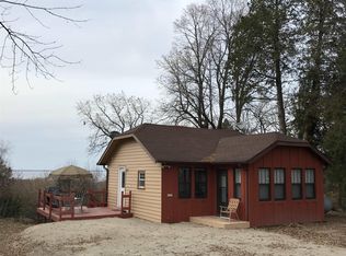 4203 Wequiock Rd, Green Bay, WI 54311