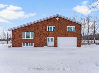 86 Township Park Rd, North Algona Wilberforce, ON K0J1T0