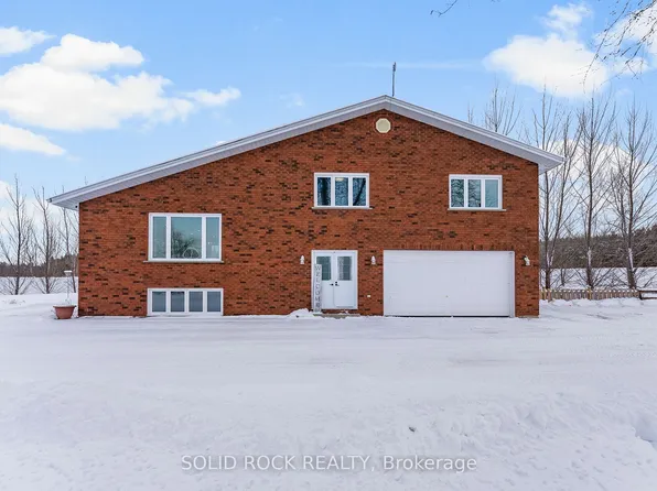 86 Township Park Rd, North Algona Wilberforce, ON K0J 1T0