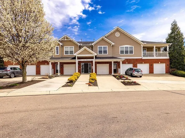 3550 Chestnut Park Ln, Cleves, OH 45002