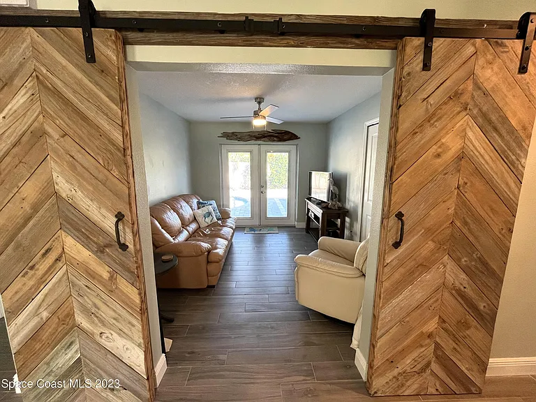 571 Kale St — Photo 16