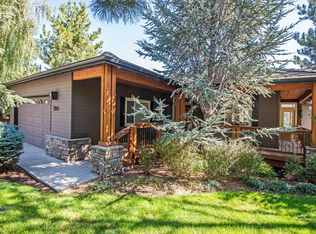 3120 NW Golf View Dr, Bend, OR 97703