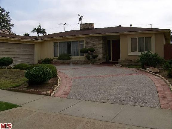 4th image of 6010 Wooster Ave