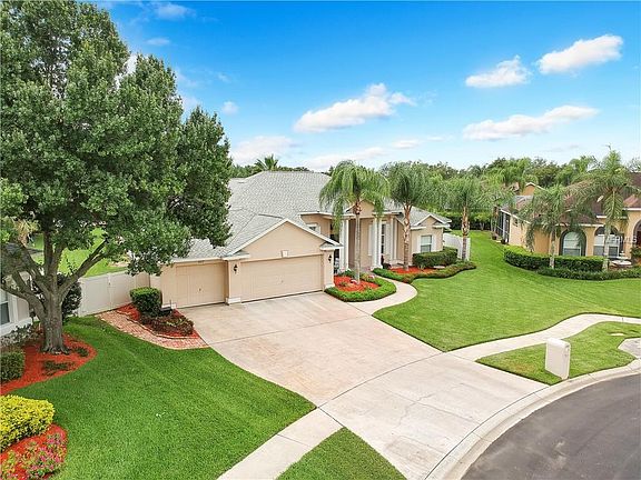 4th image of 4317 Duncombe Dr