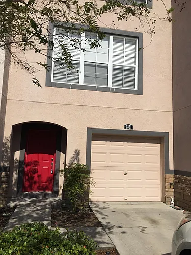 2531 Lexington Oak Dr Photo 1