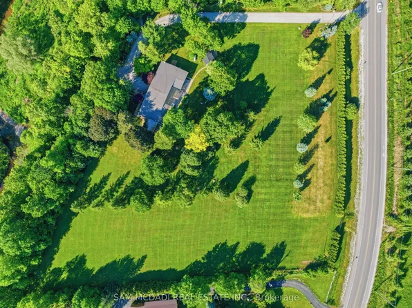 825 Lower Base Line W, Milton, ON L9E 0T3