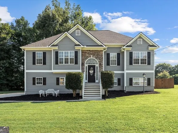 943 Creek Run Pl, Temple, GA 30179