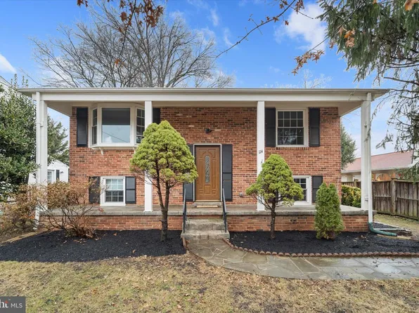 114 Prince St NE, Leesburg, VA 20176