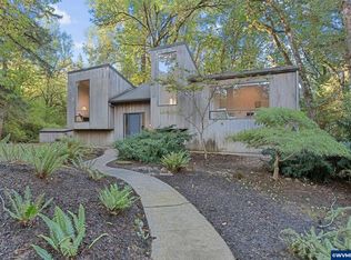 4298 River Rd S, Salem, OR 97302