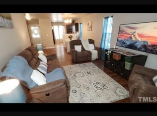 2721 Erinridge Rd, Raleigh, NC 27610