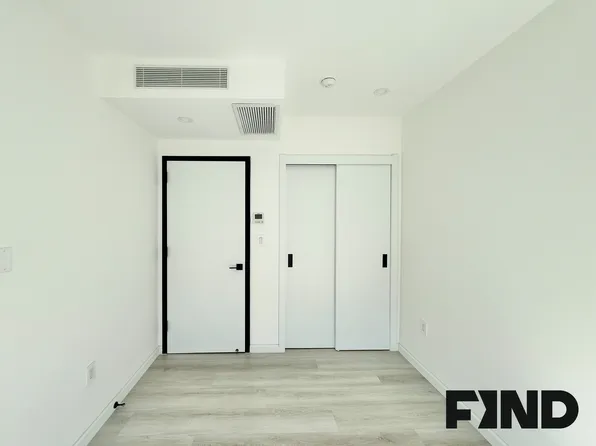 5306 9th Avenue image 13 of 22