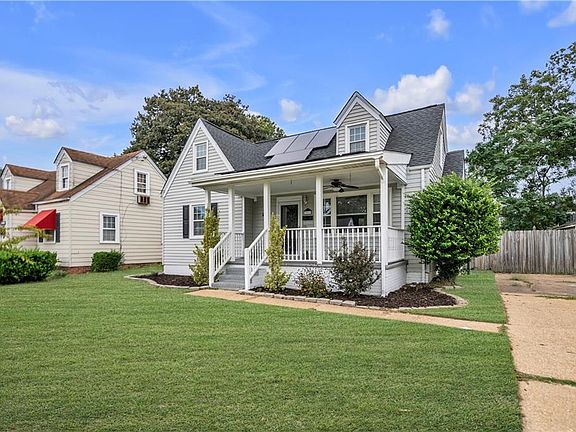 2nd image of 3512 S Warwick Cir