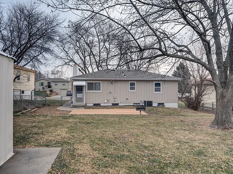 3514 S 88th St — Photo 7